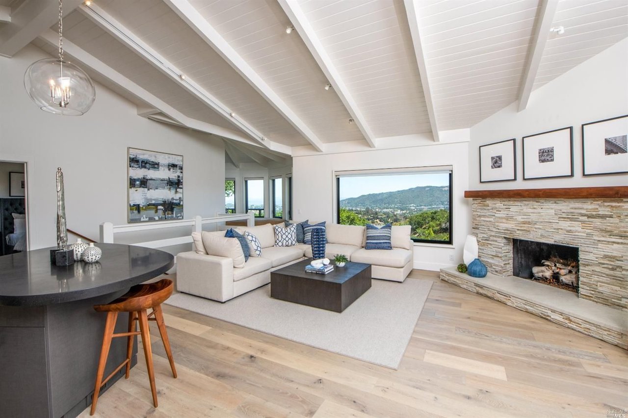 731 Fawn Dr
