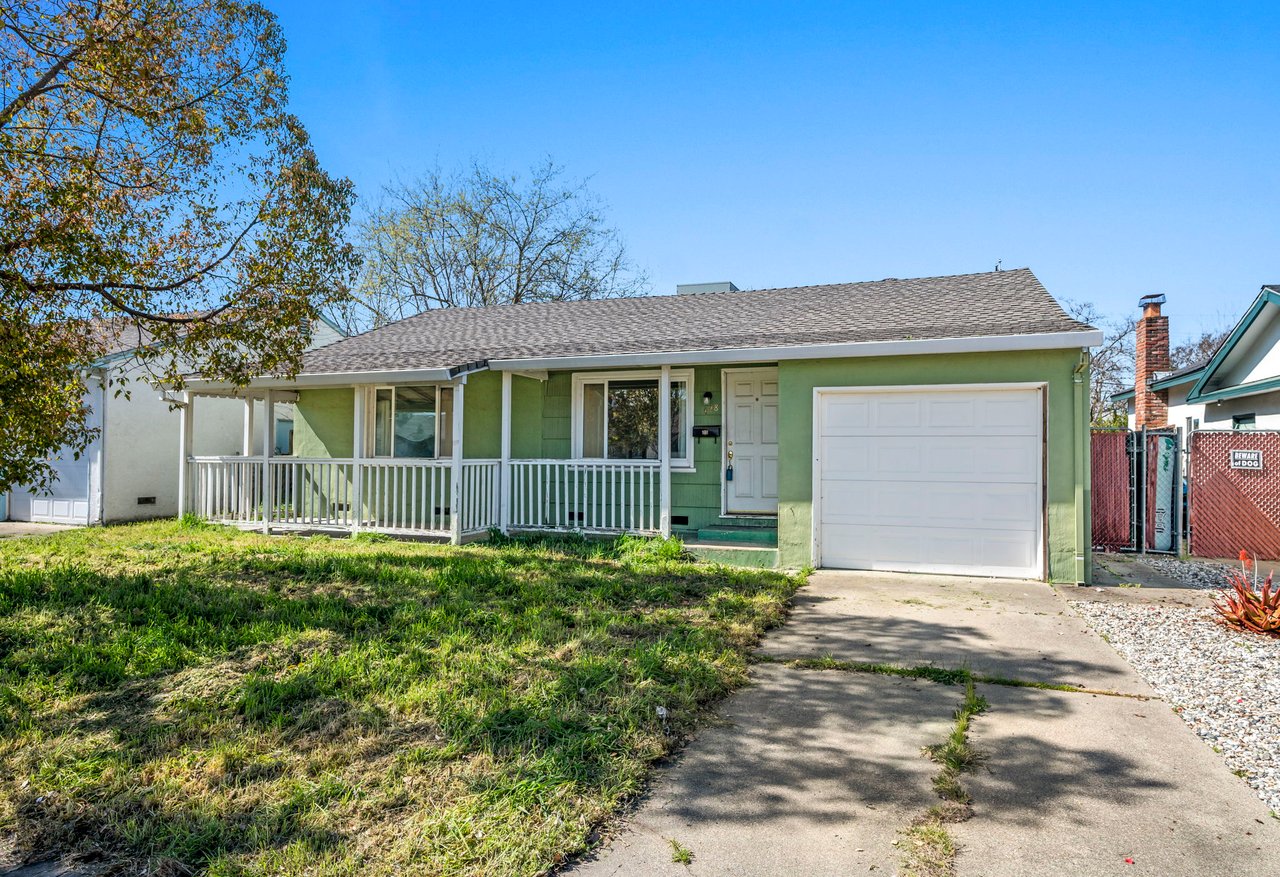 428 Chaparral Way