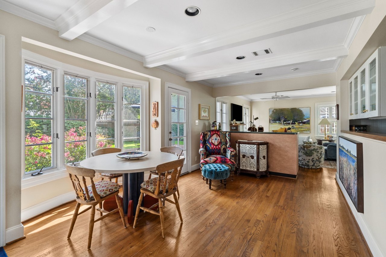 2126 Dryden