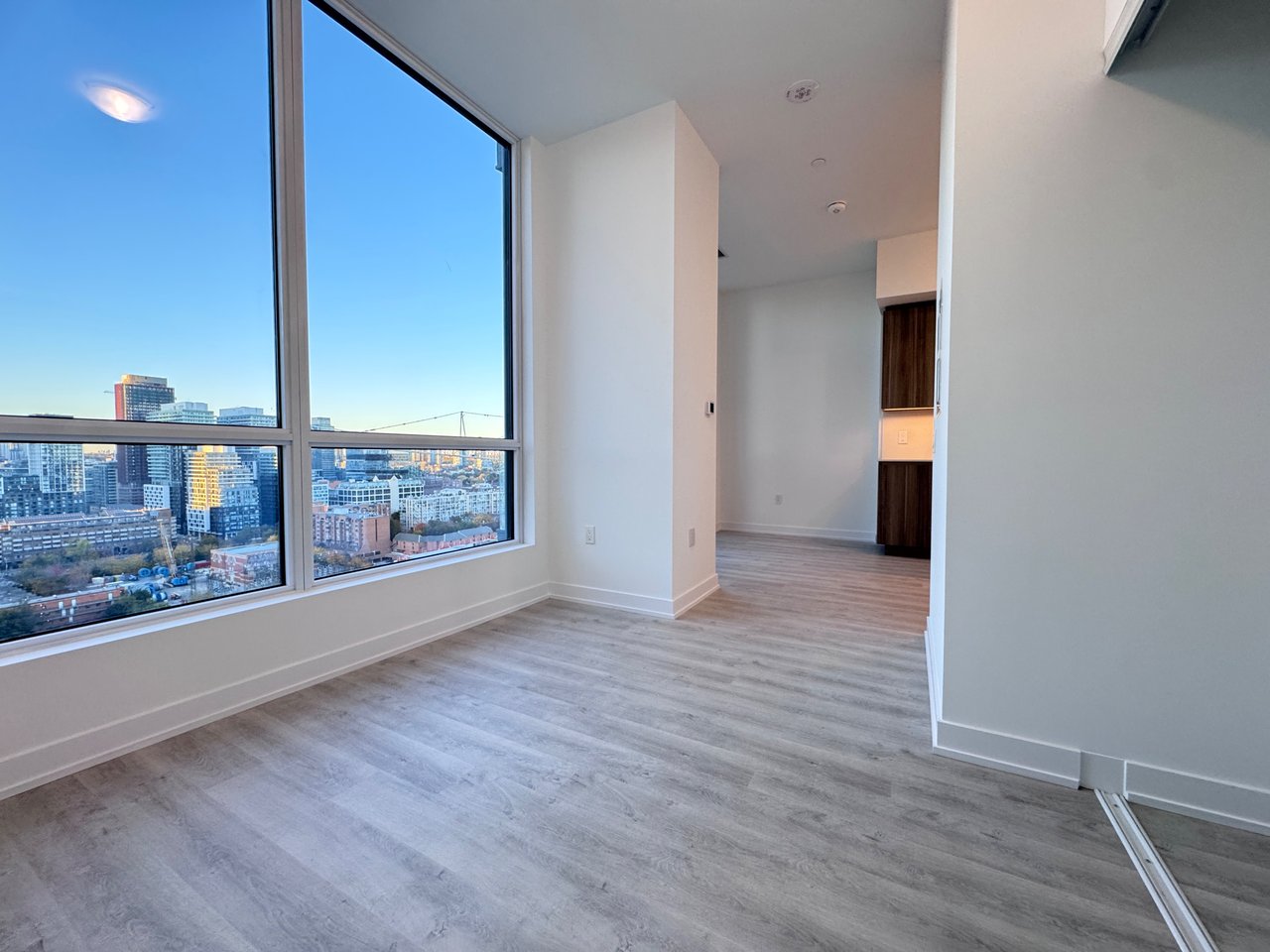 15 Richardson Street 2003, Toronto C08 Unit: 2003