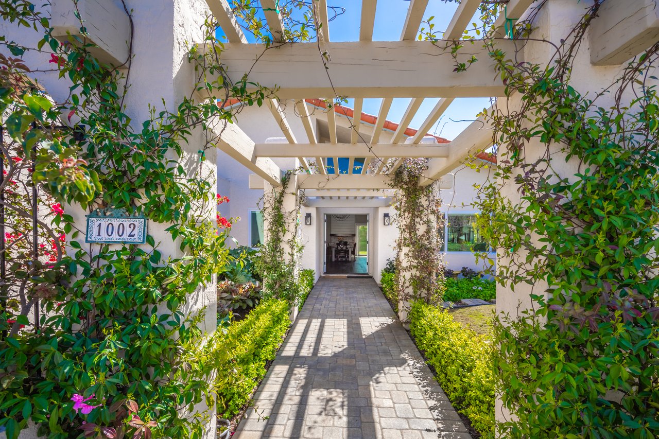 1002 Guildford Ct