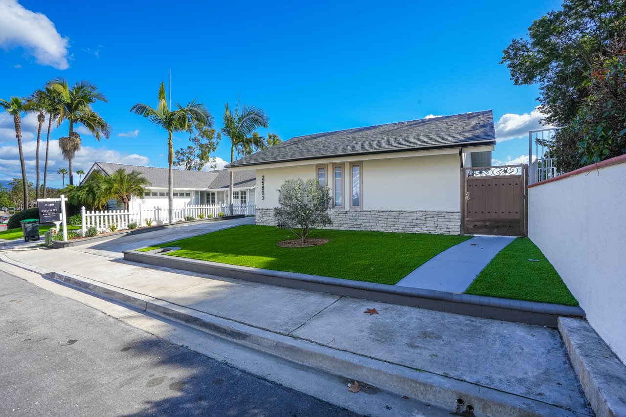 25802 Sycamore Ln, Laguna Hills, CA 92653