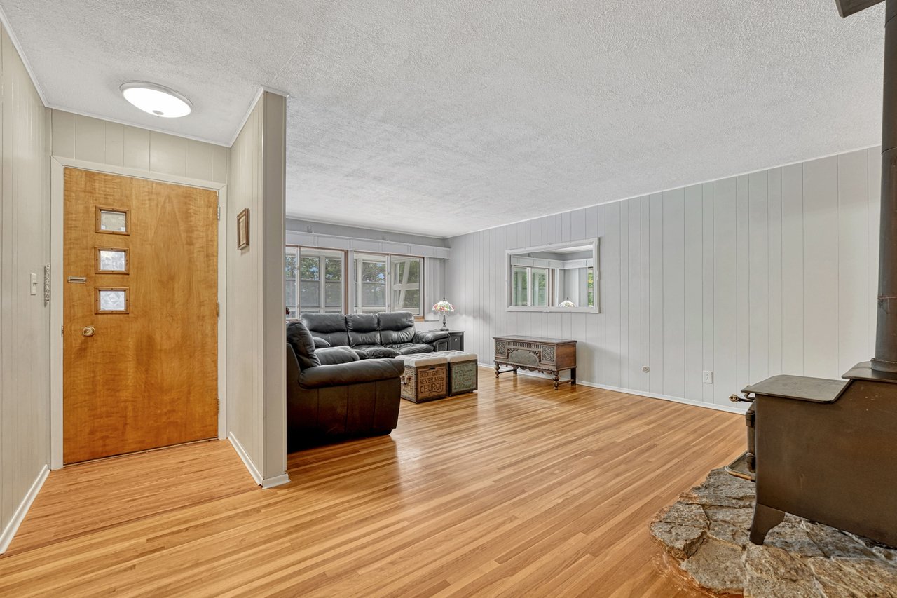 9950 Pine Park Trail