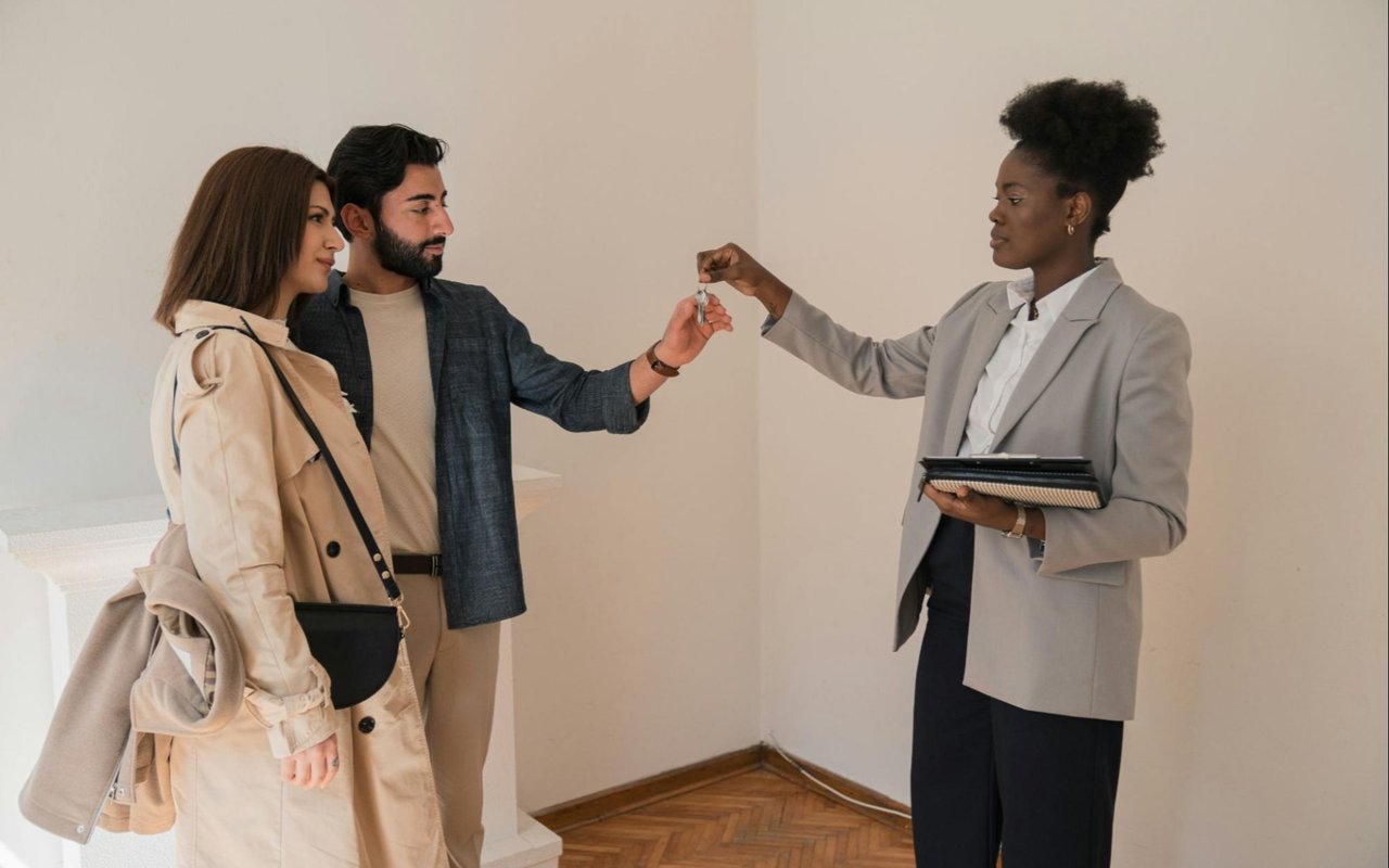 The Benefits of Working With a Local Real Estate Expert