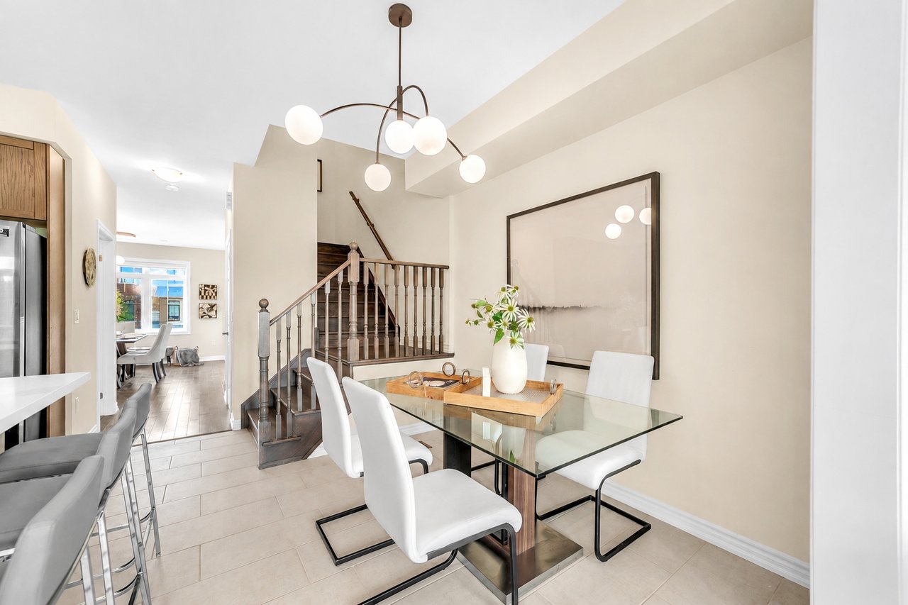 7 Delft Dr