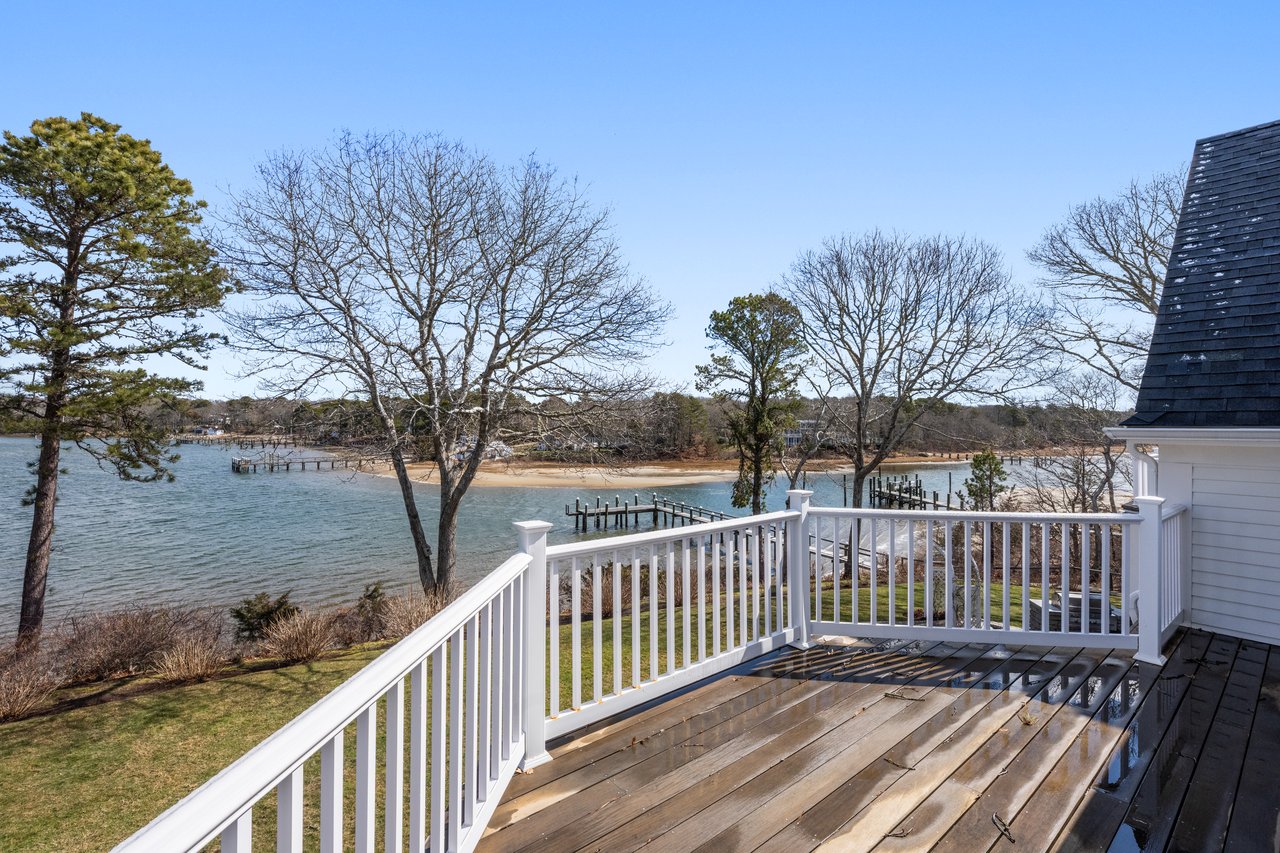 Breathtaking views over West Bay and Eel River