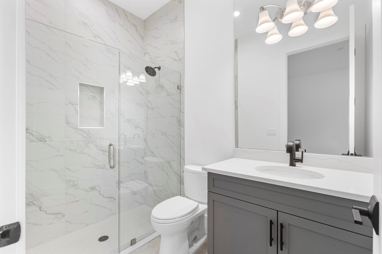 9187 SW Shinnecock Dr