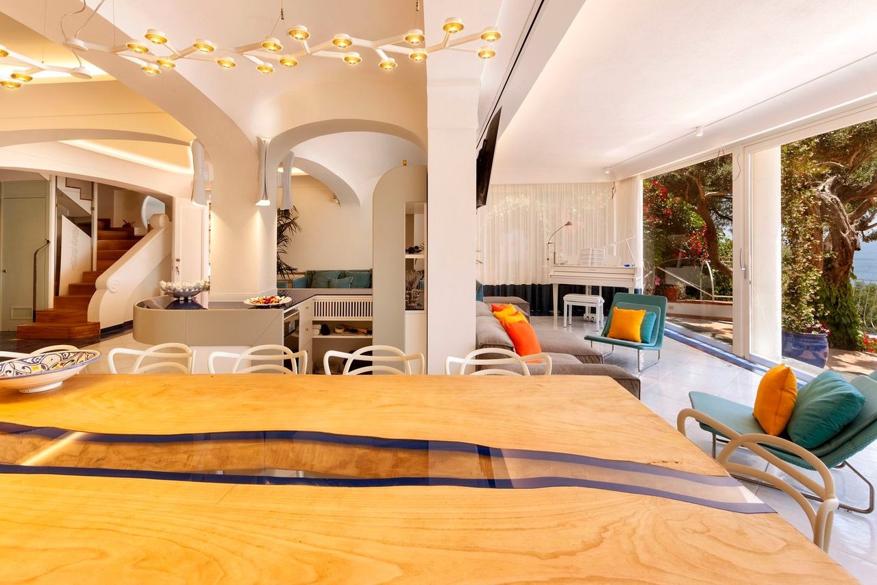 Reintroduce the Villa Bepina