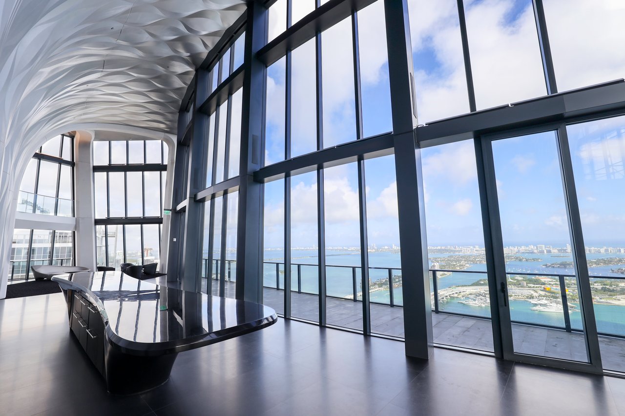 One Thousand Museum Lower Penthouse 4901