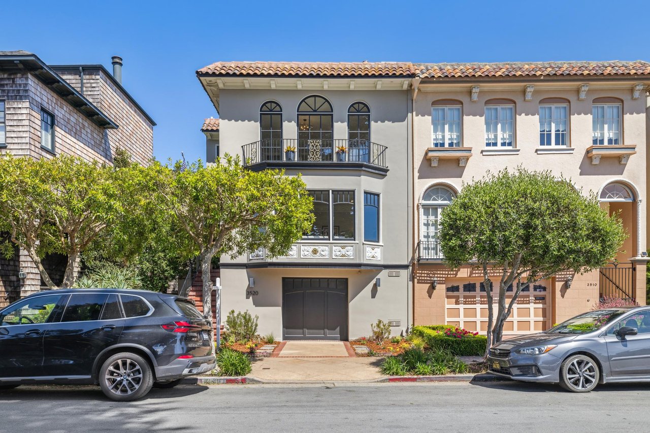 3520 Baker Street