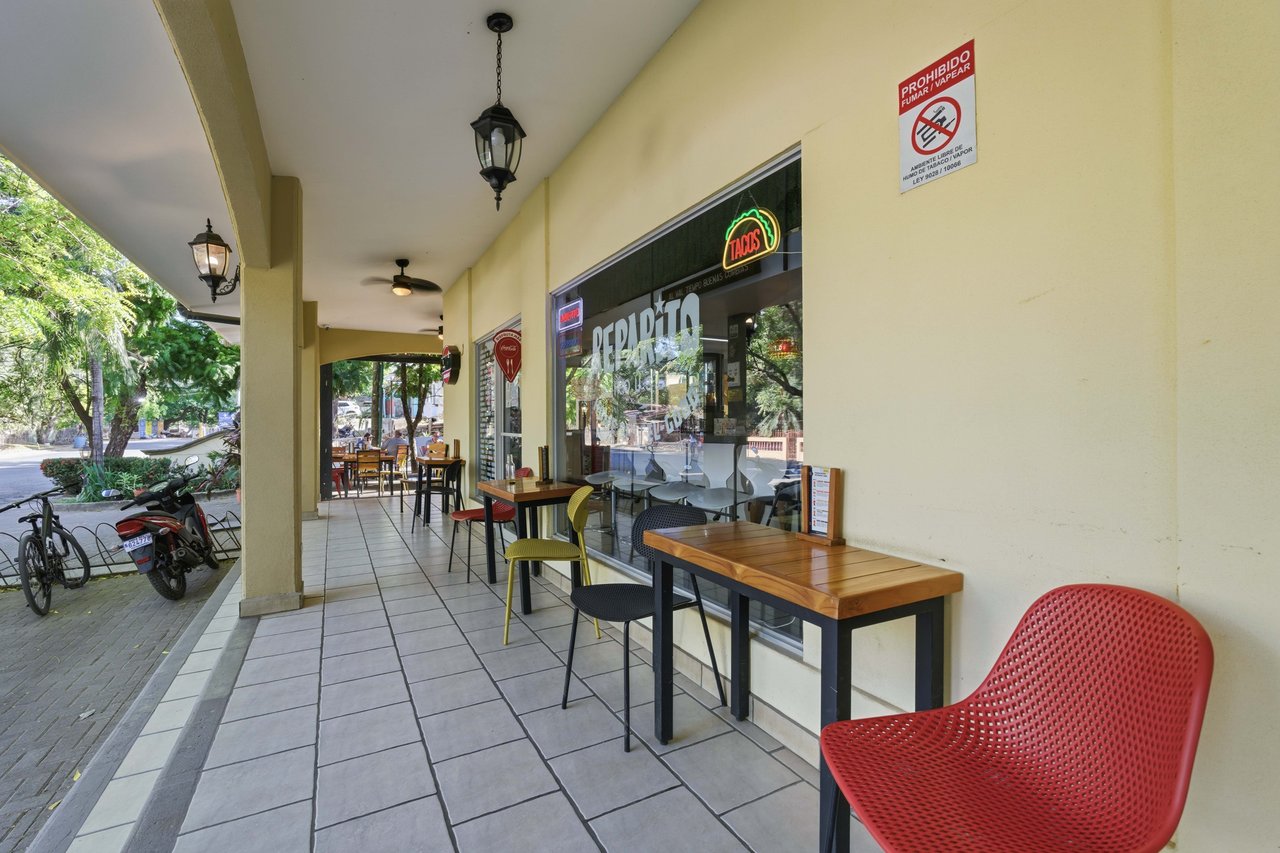 Reparito House | Turnkey Restaurant & Commercial Property for Sale