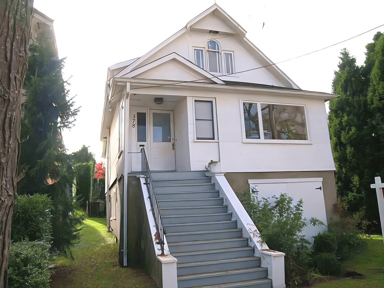 378 E 34th Ave
