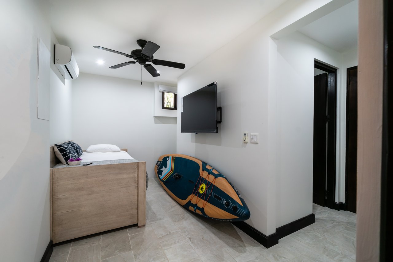 18 Calle La Ronda | Where Everyday Feels Like a Holiday