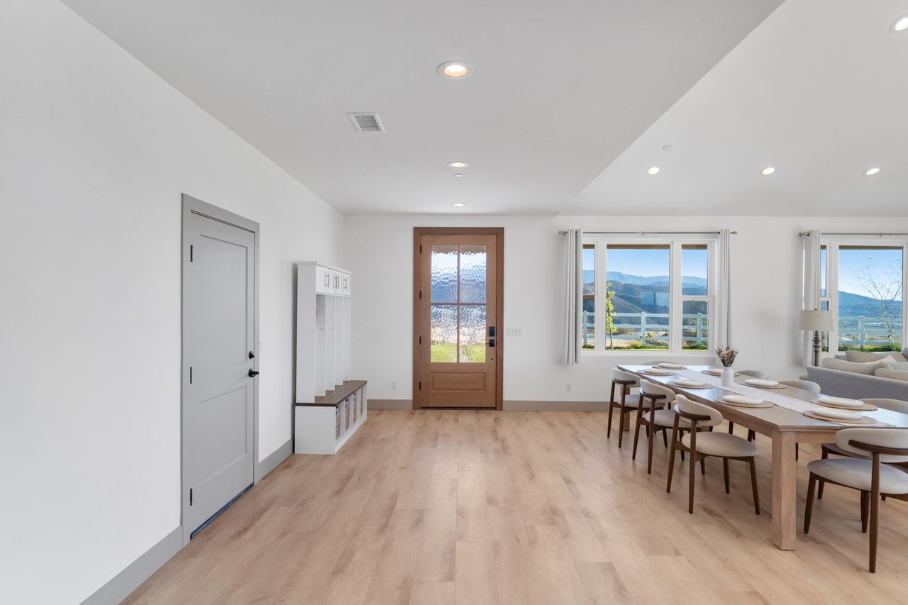 41950 Calle La Escondida