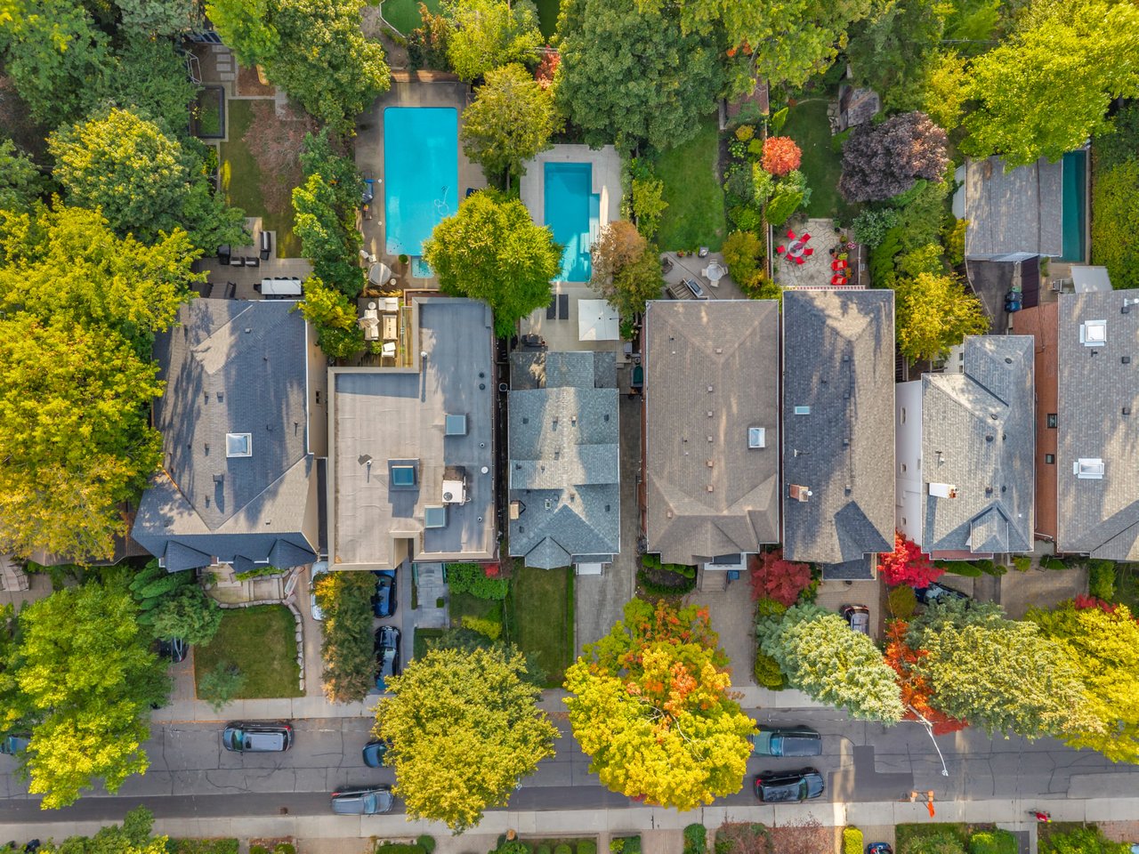 Gorgeous Upgraded Residence