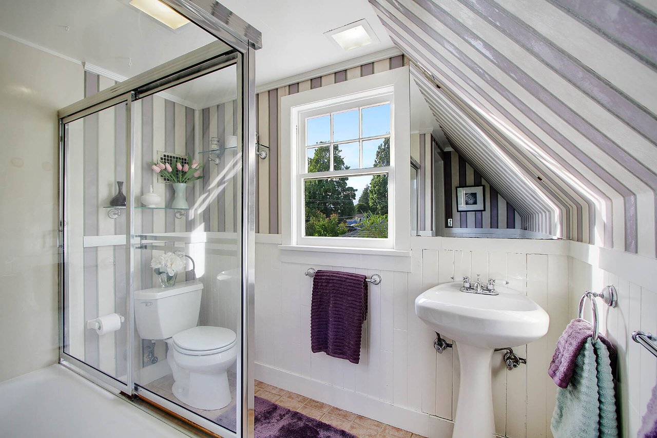 10450 California Ave SW