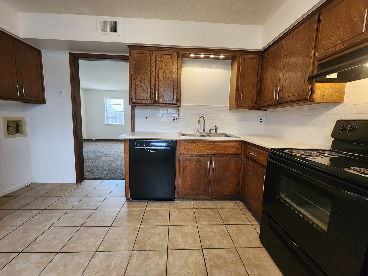 3901 North Kickapoo Unit 7