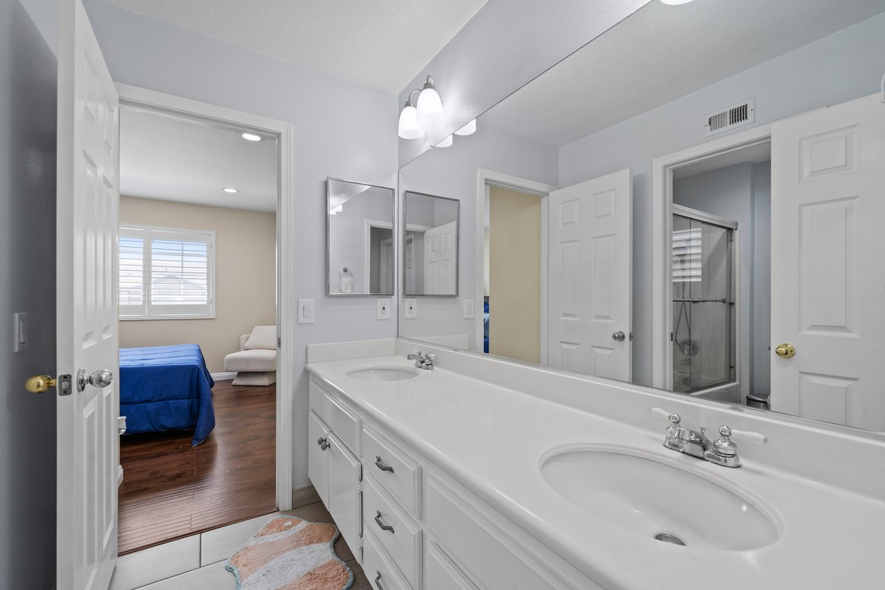 11344 Sunrise Court