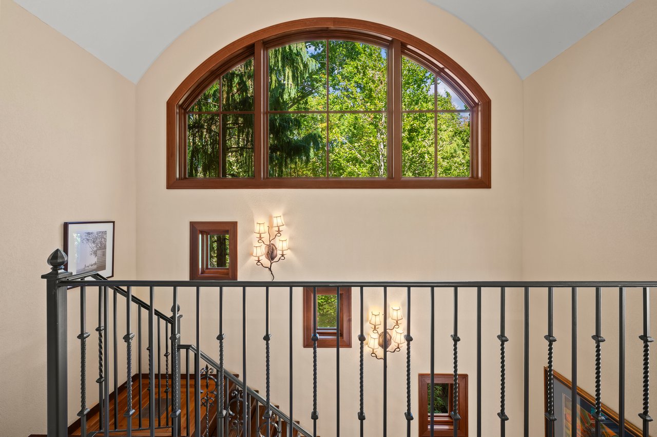 Wooded Coastal Retreat