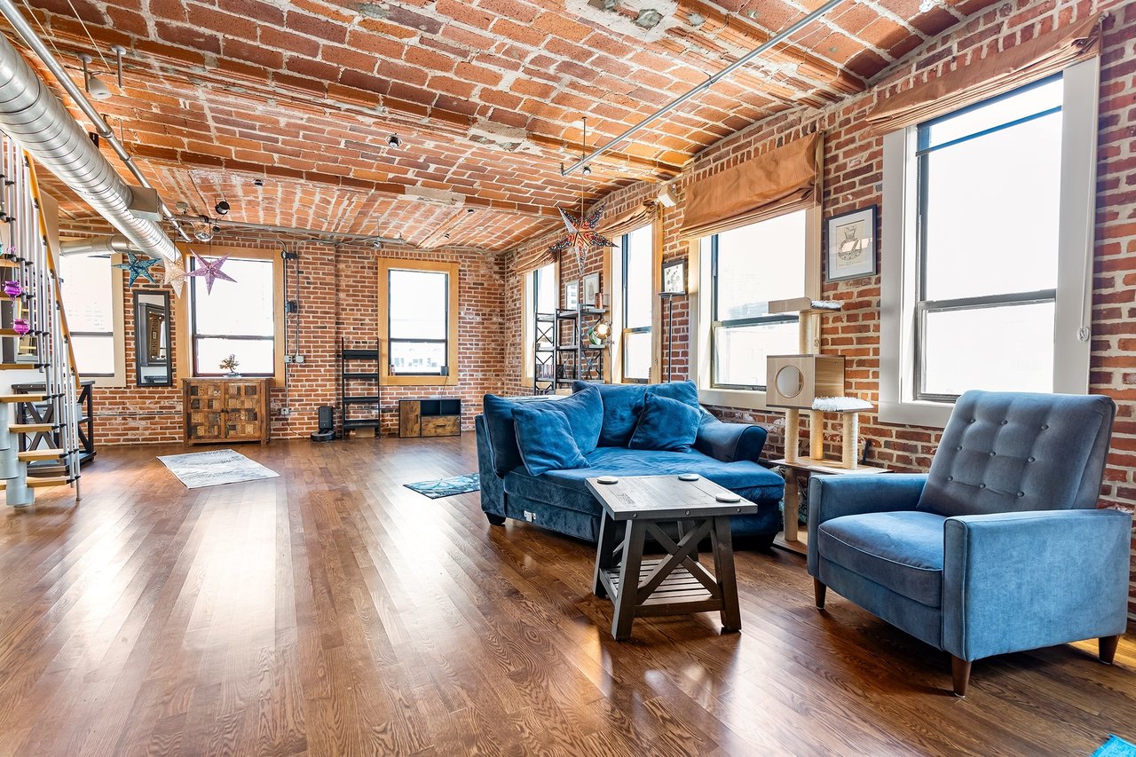 121 Beach St #801