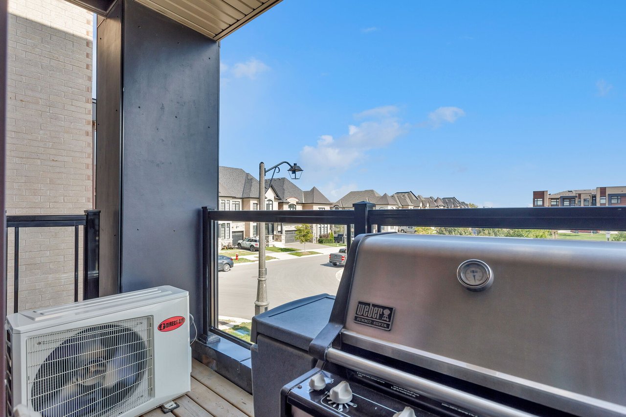 2544 Littlefield Crescent