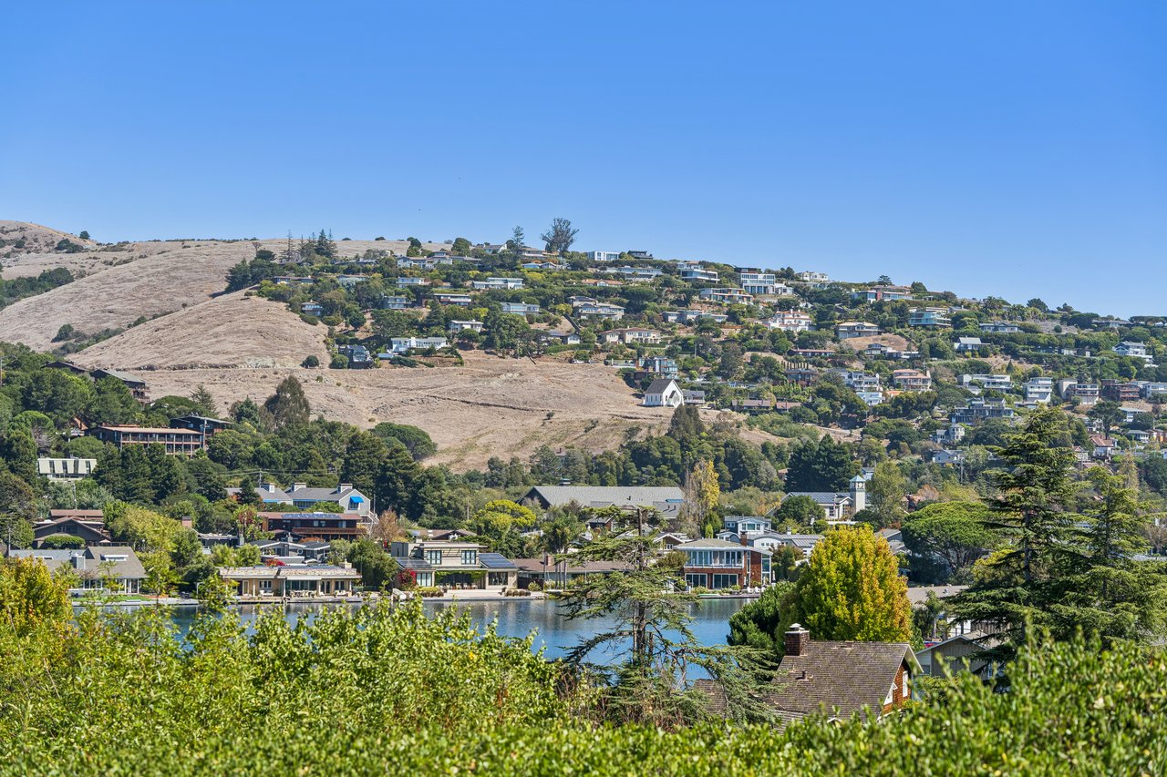 Incredible Belvedere Location