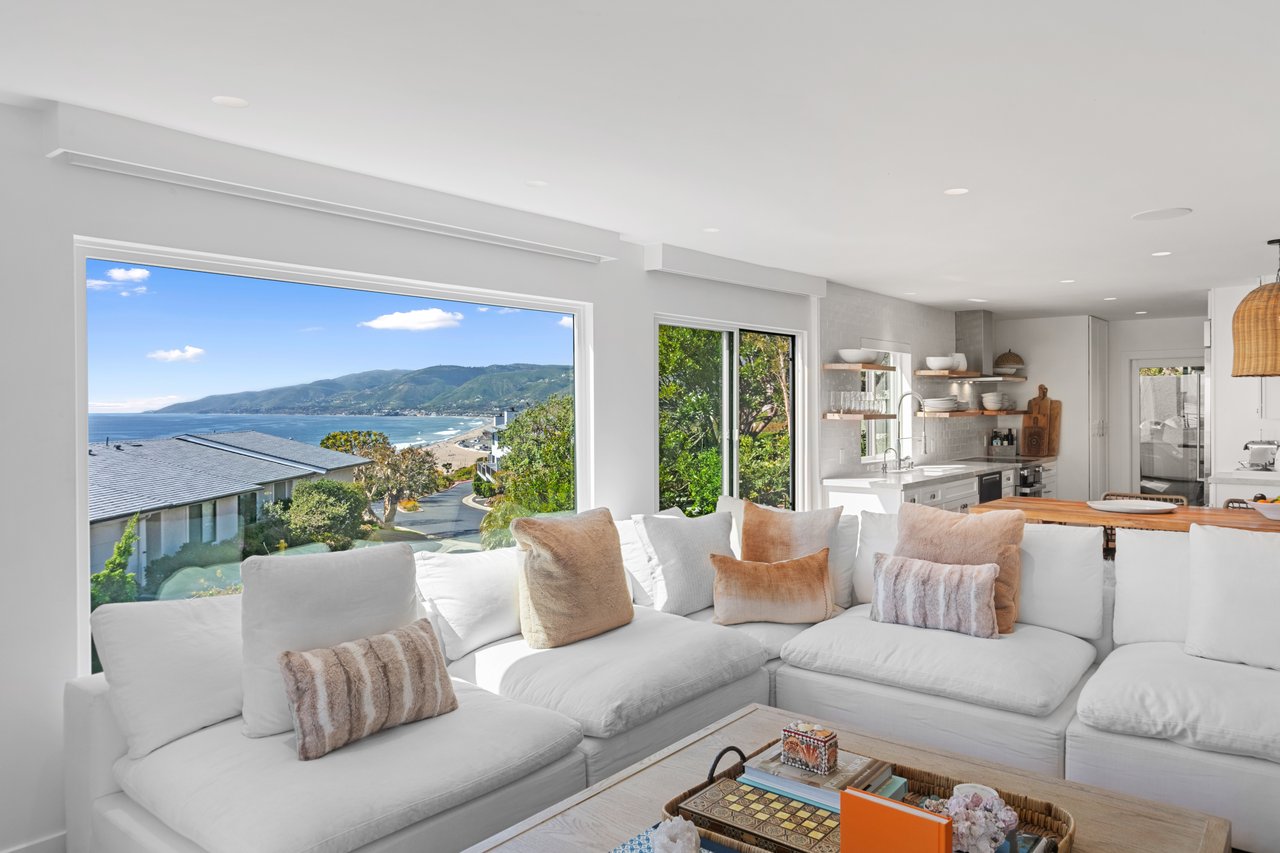 Zuma Bay Villa Lease