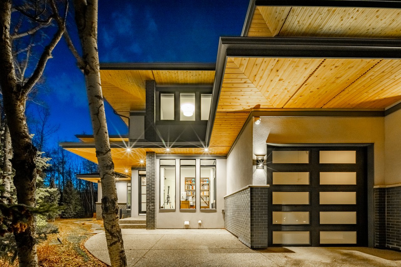 Modern Custom Built Family Home