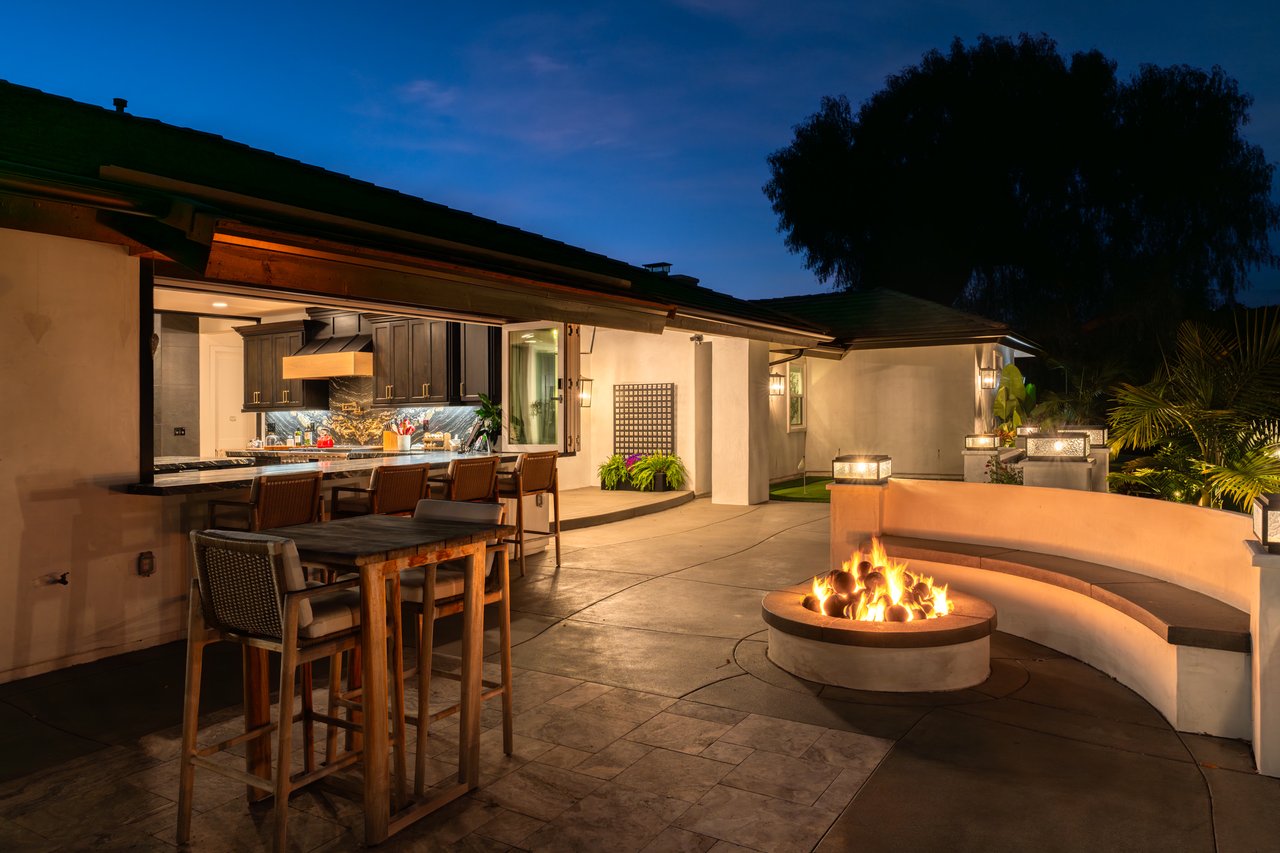 7017 Via Mariposa Sur