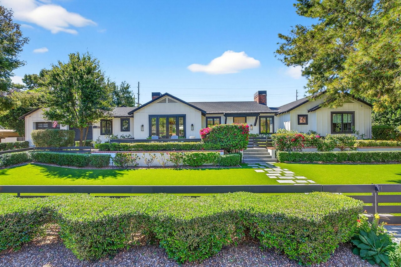 5217 E CALLE REDONDA