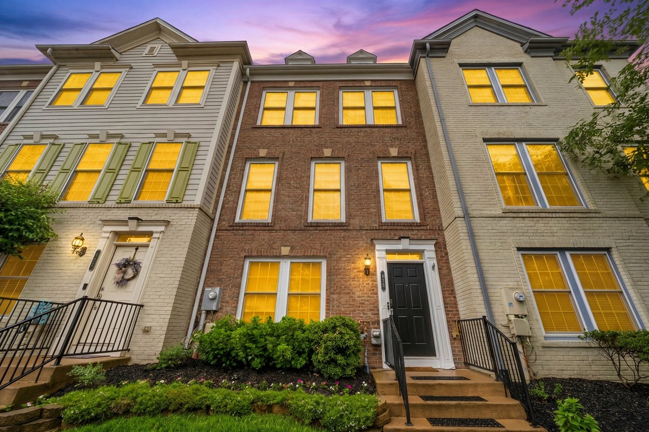 175 Great Laurel Sq SE, Leesburg, VA 20175