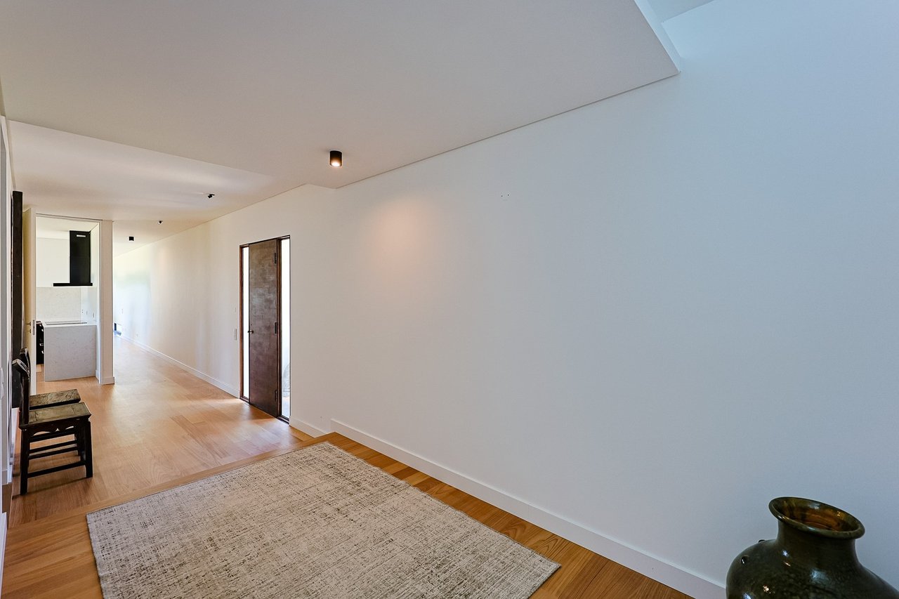 Japanese-Inspired Villa in Bom Sucesso Resort, Óbidos