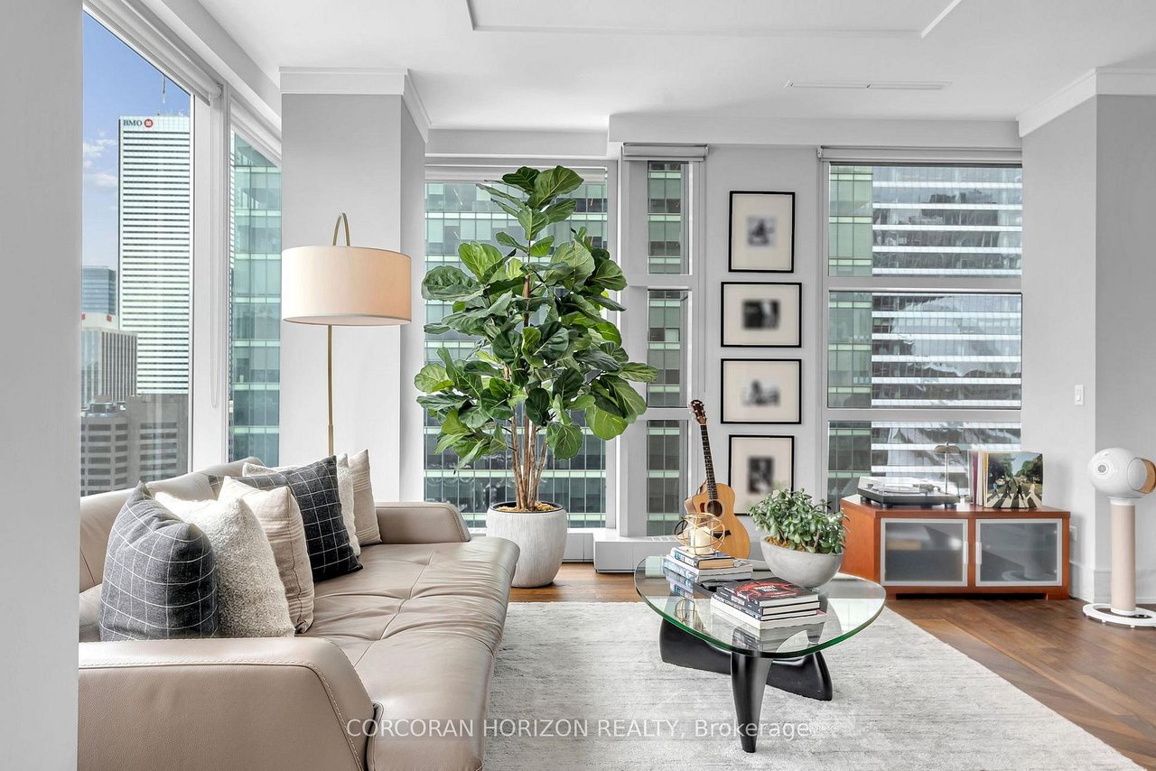 LUXURY LIVING AT THE RITZ