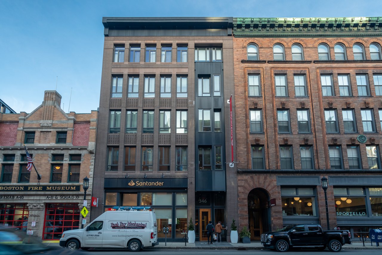 346 Congress St. PH 701