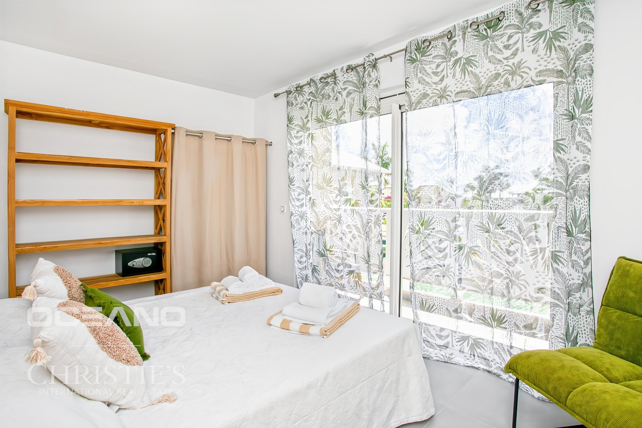 DUPLEX APARTMENT – ORIENT BAY | EXCLUSIVE LISTING