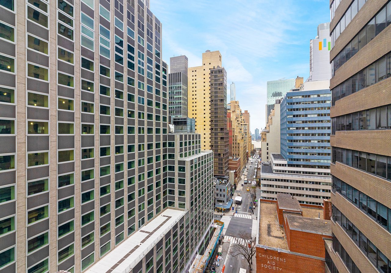 132 East 45th Street