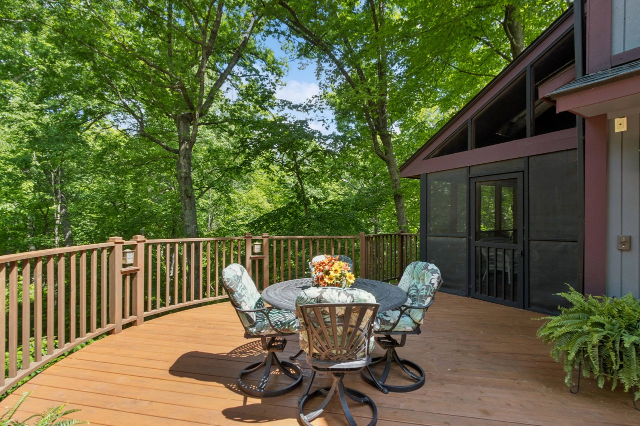 2520 Sugar Bottom Rd NE