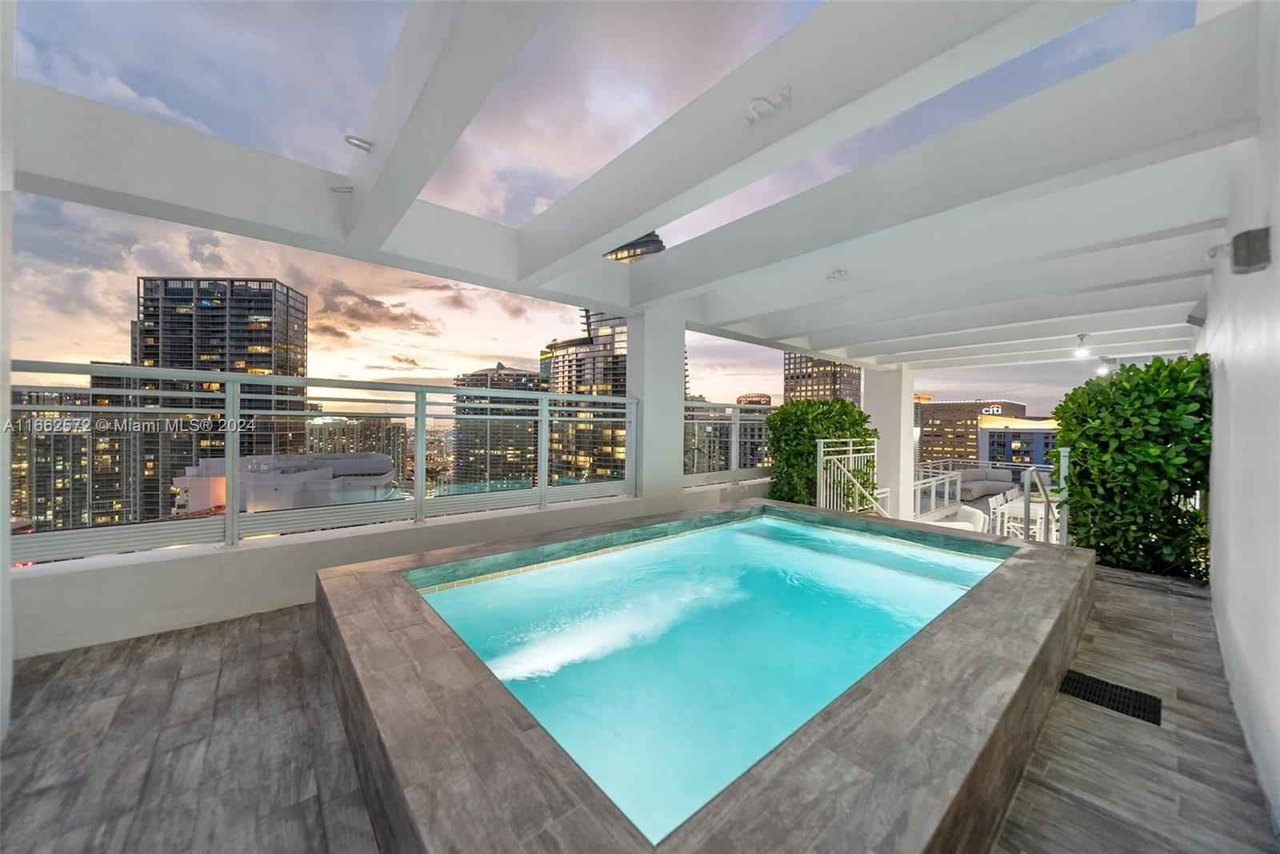 900 Brickell Key Blvd Unit PH3401