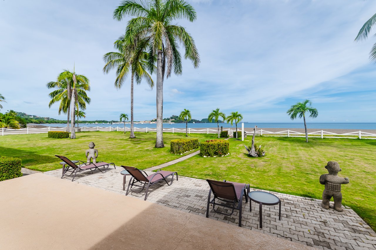 Pacific Beach 4 | Adorable 2 Bedroom 2 Bathroom Beachfront Condo in Playa Potrero!