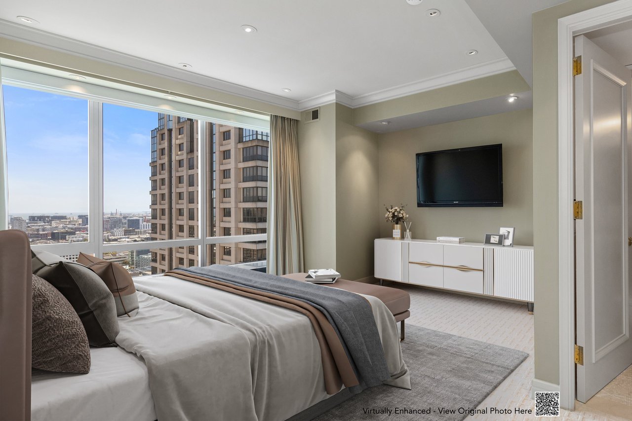 Glass-Walls and Panoramic Views