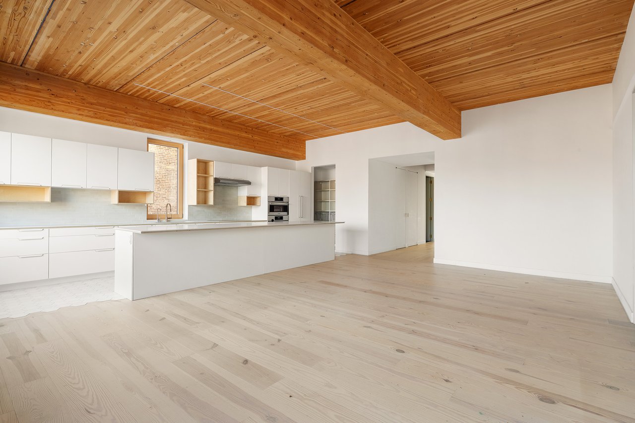 670 Union Street, 4A 