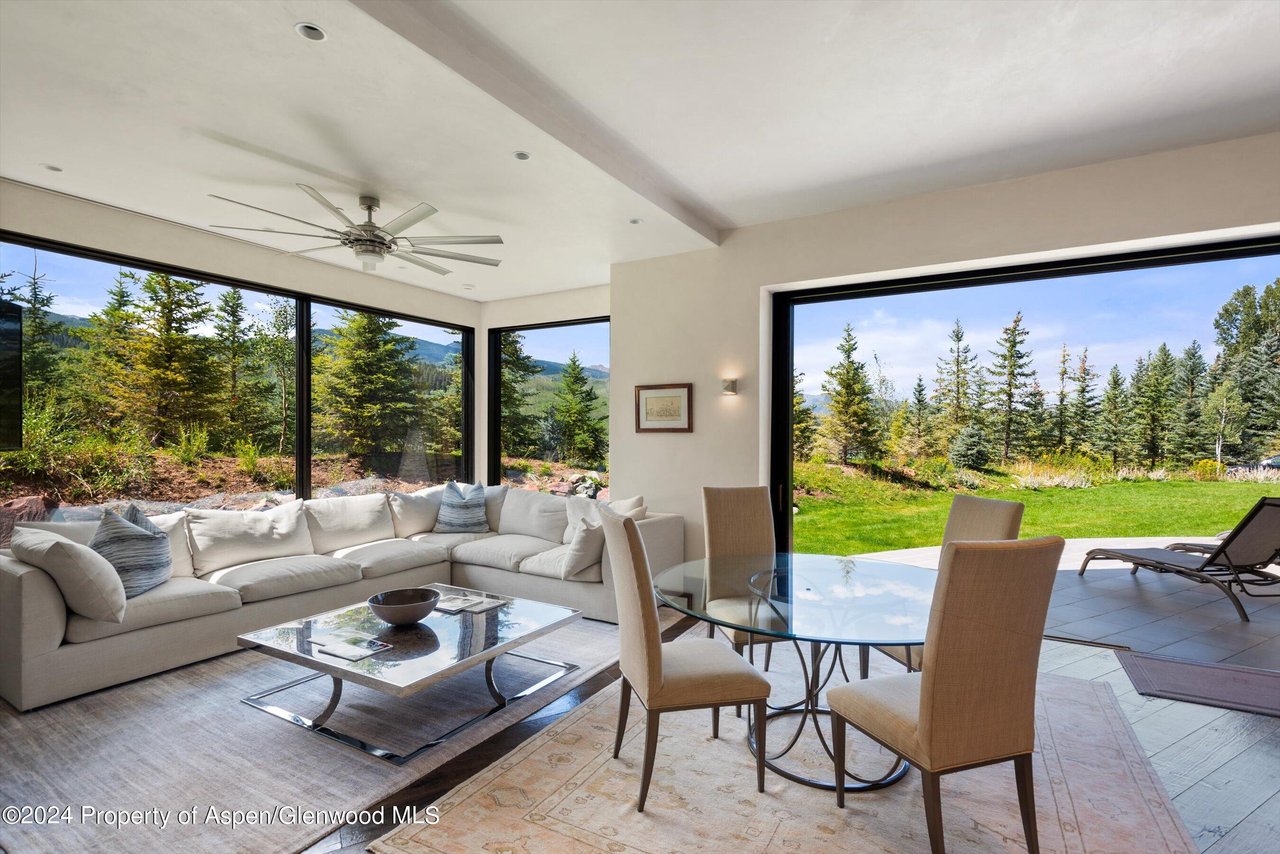 1422 W Buttermilk Road
