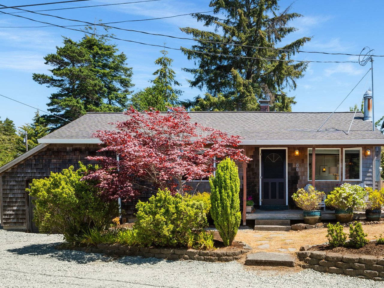 Sold furnished beach cabin at 288 Fourth St in Manzanita Oregon near Laneda Avenue and the beach