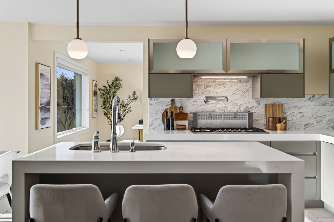 SOLD. Beautifully Updated Bungalow