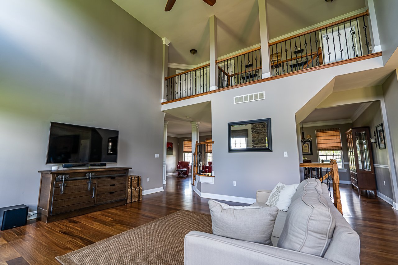 4945 Curly Horse Drive