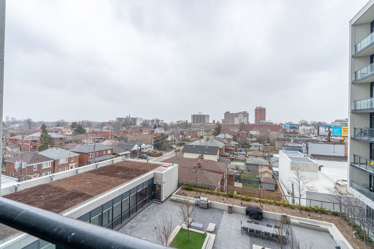 1603 Eglinton Avenue W 506