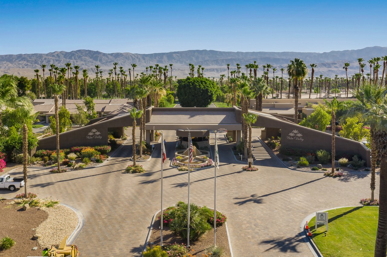 Palm Valley Country Club