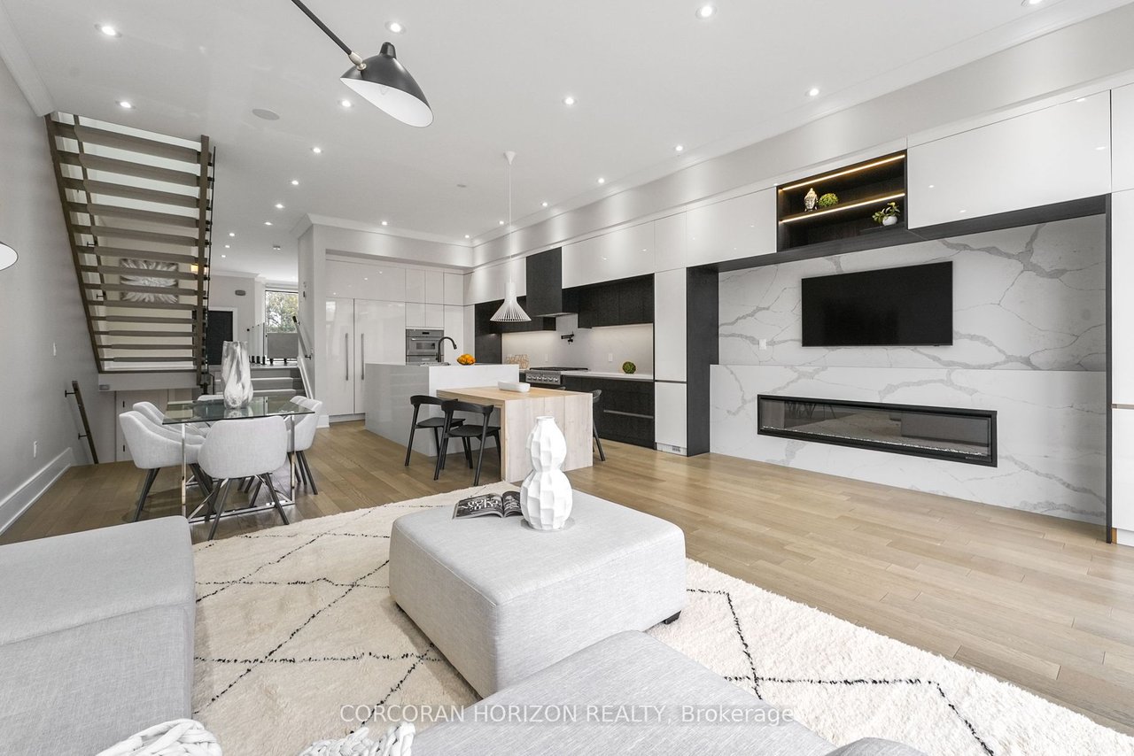 MIMICO LUXURY HOME