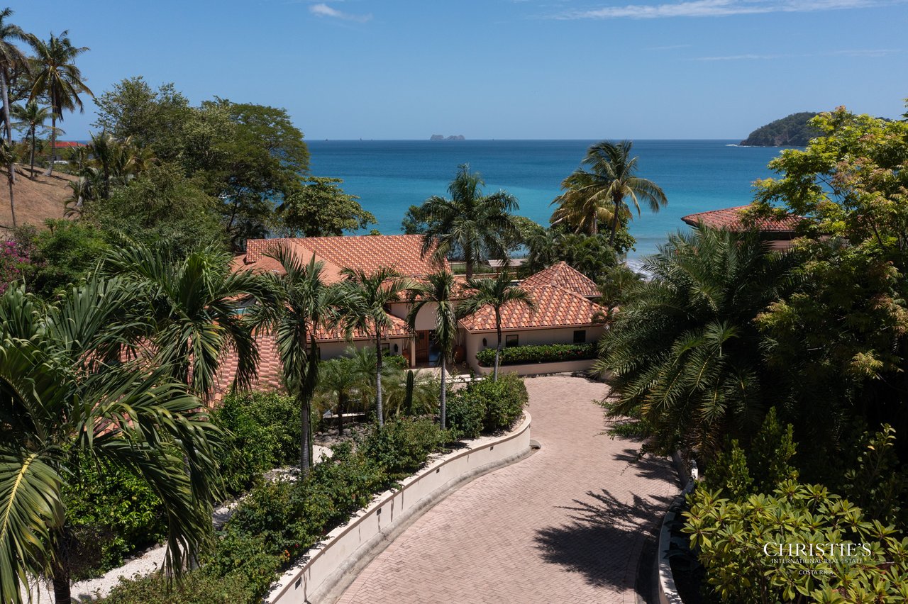 Casa Playa Bonita | Beachfront Luxury Estate in Playa Flamingo