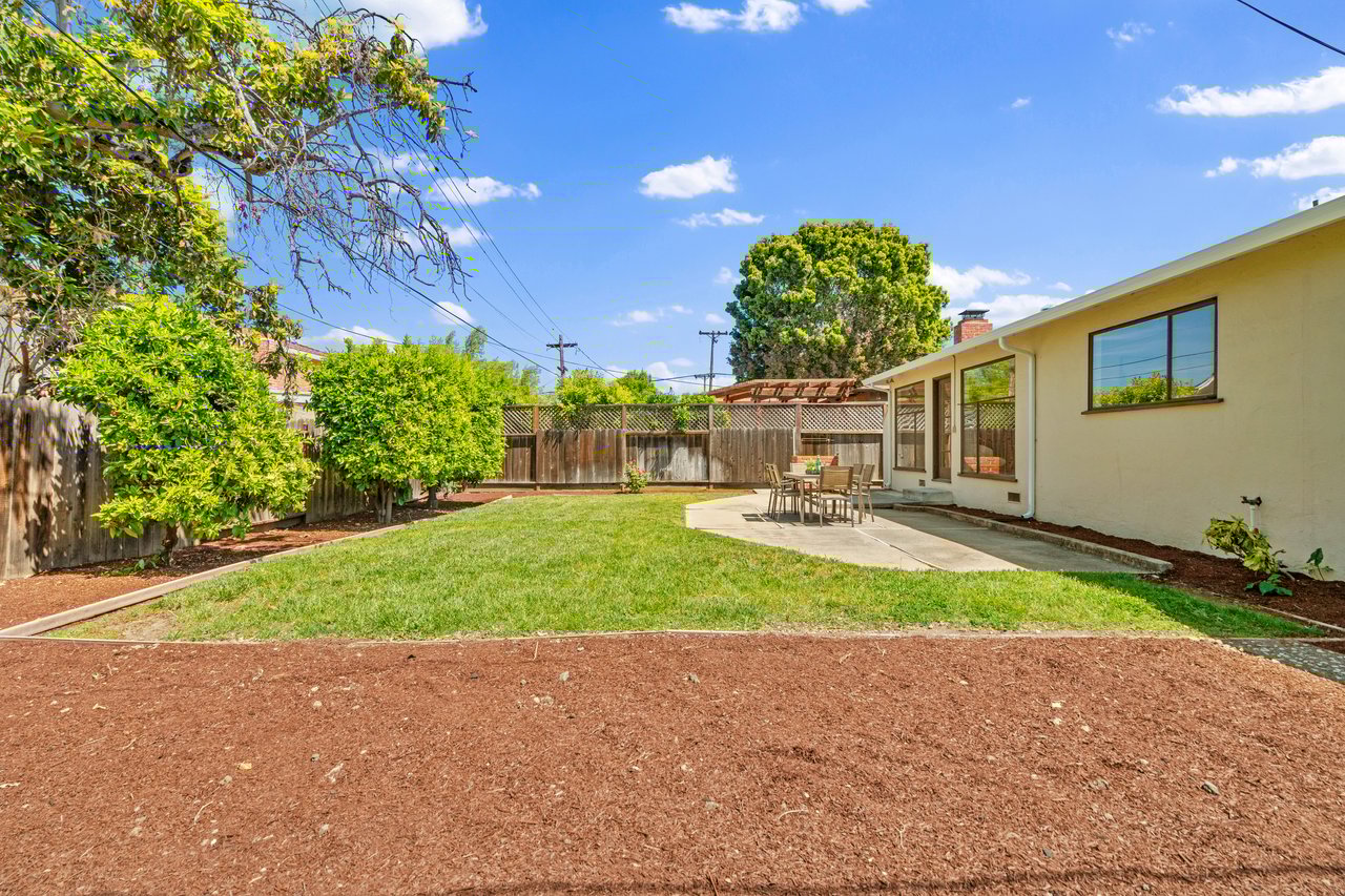 1105 W Mc Kinley AVE
